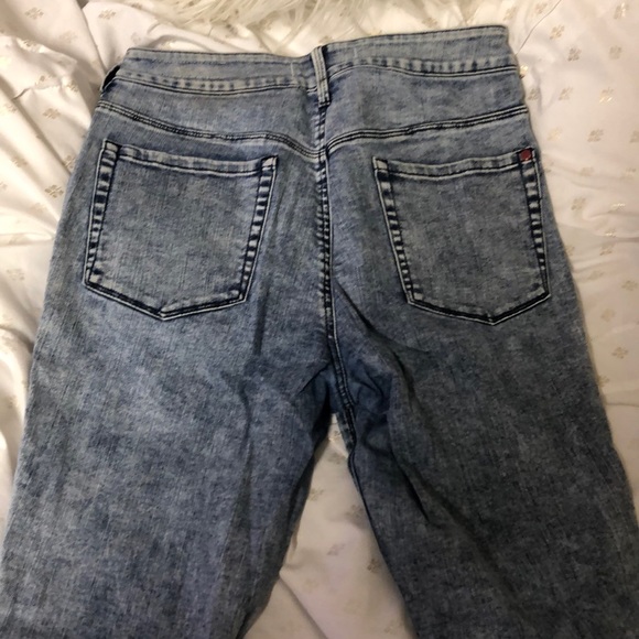 Bullhead High Waisted Jeans from Pacsun •SIZE 11• - Picture 2 of 3
